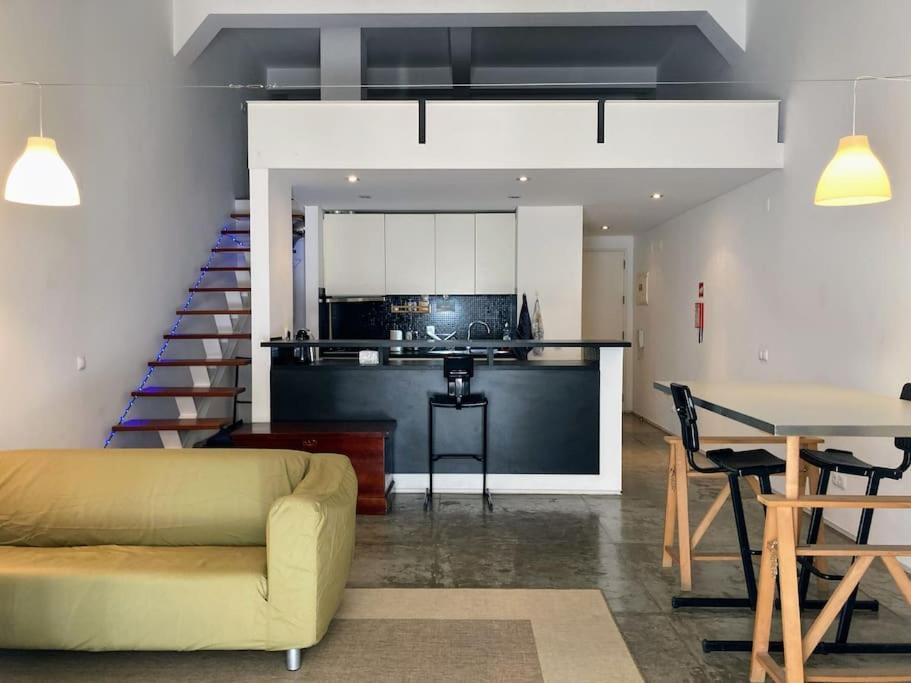 Апартаменты Contemporary Loft In Алкасер-ду-Сал Экстерьер фото